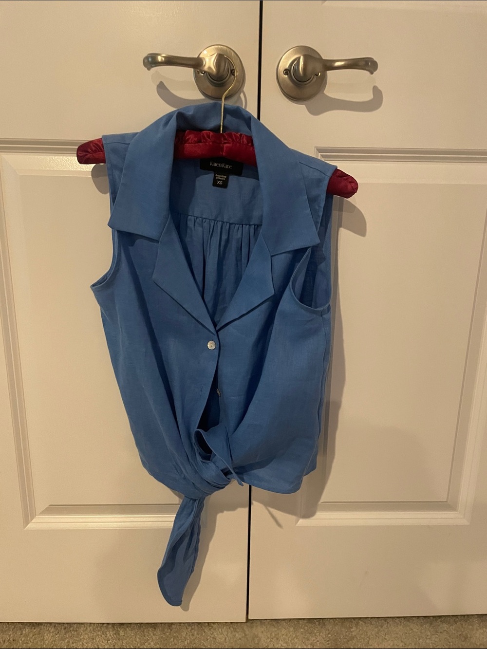 Karen Kane Light Blue Sleeveless Tie-Front Collared Camisole